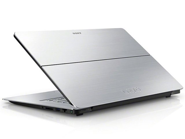 VAIO Fit 15A SVF15N2A1J Core i7/メモリー8GB/HDD1TB/Windows 8.1