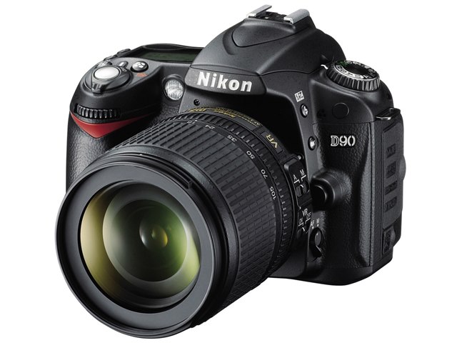 D90 AF-S DX 18-200G VR II レンズキットの製品画像 - 価格.com