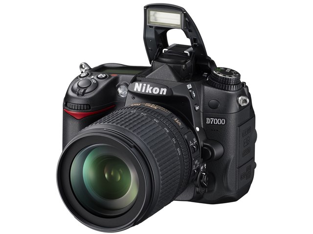 D7000 18-105 VR レンズキットの製品画像 - 価格.com