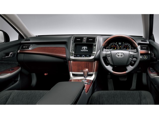 クラウン マジェスタ 2009年モデルの製品画像 - 価格.com