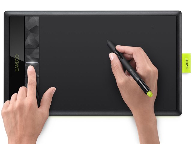 Wacom - Wacom/ペンタブレット Bamboo CTH-670(ブラック) Amazon.co.jp: Wacom ペンタブレット Mサイズ ブラック フォト