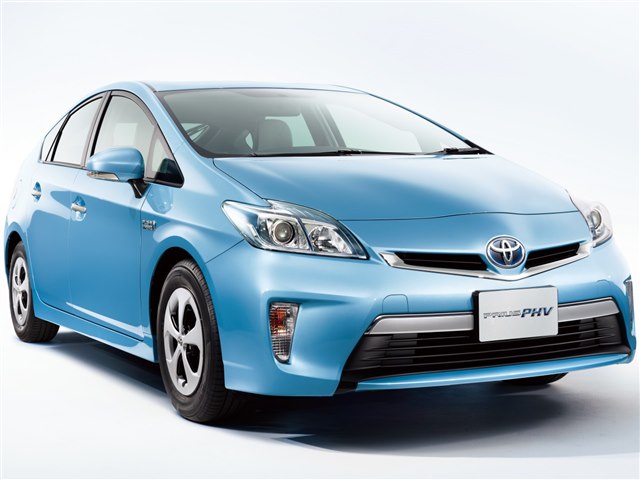 プリウスPHV 2011年モデルの製品画像 - 価格.com