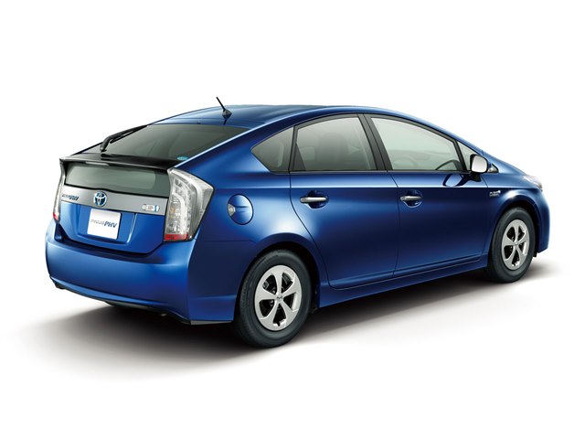 プリウスPHV 2011年モデルの製品画像 - 価格.com