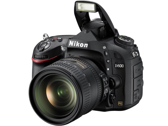 Nikon D600 24-85mm VR キット デジタル一眼レフ D600 24-85 VRレンズキットの製品画像 - 価格.com