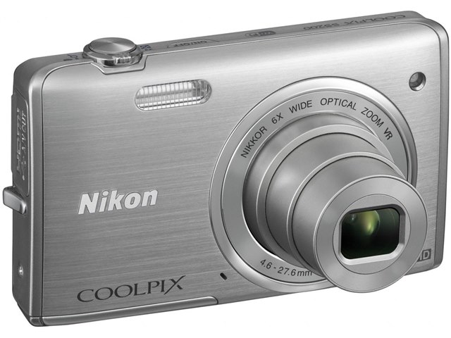 COOLPIX S5200 [クリスタルシルバー]の製品画像 - 価格.com