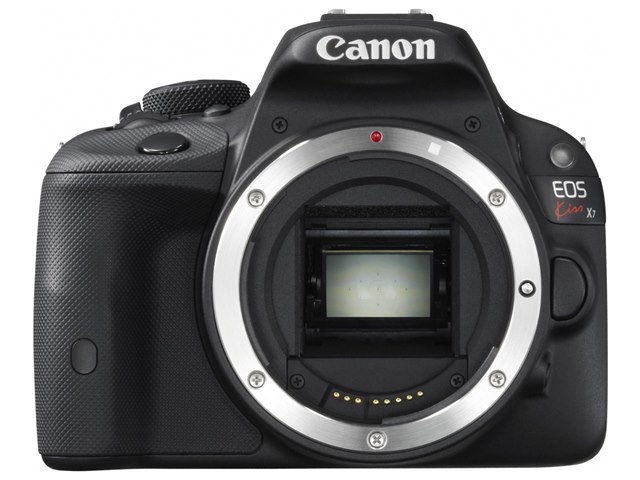 EOS Kiss X7 �{�f�B