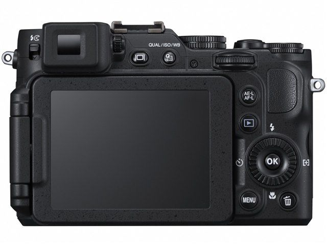 COOLPIX P7800の製品画像 - 価格.com