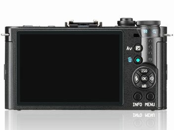 PENTAX Q-S1 ボディキット ブラック×チャコールブラック PENTAX Q-S1 ボディ [ブラック×チャコールブラック]の製品画像 - 価格.com