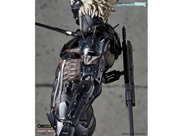 メタルギア ライジング リベンジェンス 雷電の製品画像 - 価格.com