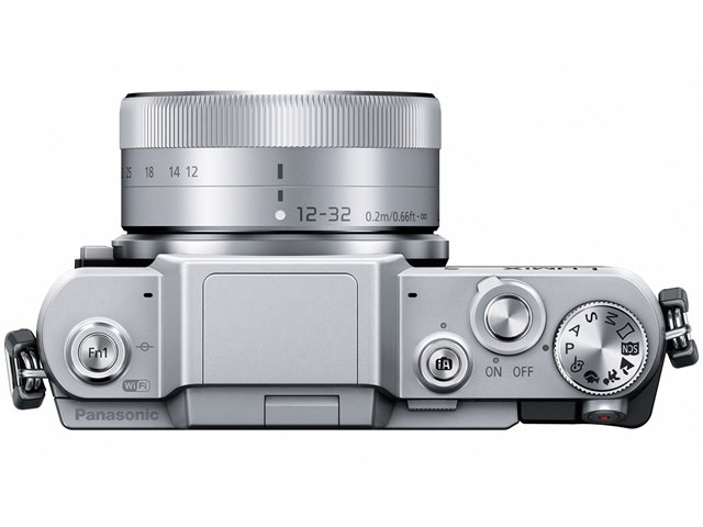 LUMIX GF7 ダブルズームレンズキット DMC-GF7W-S シルバー 概要 デジタル一眼カメラ/ダブルレンズキット DMC-GF7W | LUMIX