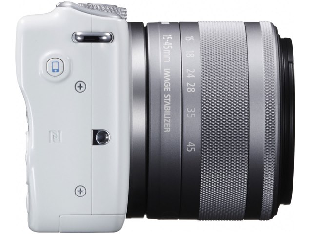 EOS M10 ダブルズームキット [ホワイト]の製品画像 - 価格.com