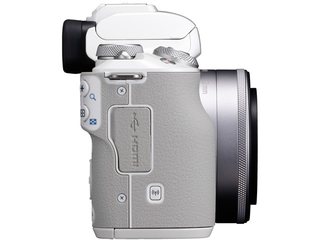 山*田様 美品 Canon　EOS Kiss M ダブルレンズキット ホワイト CANON EOS Kiss M ダブルレンズキット 価格比較 - 価格.com