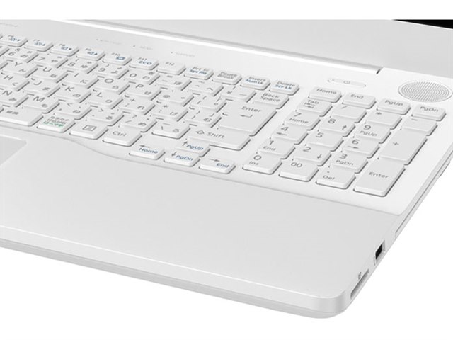 FMV LIFEBOOK AH42/C2 FMVA42C2W [プレミアムホワイト]の製品画像