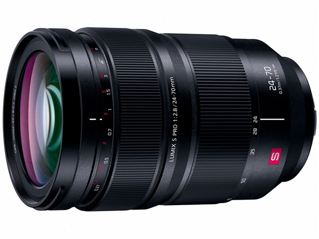 LUMIX S PRO 24-70 mm F2.8 S-E2470