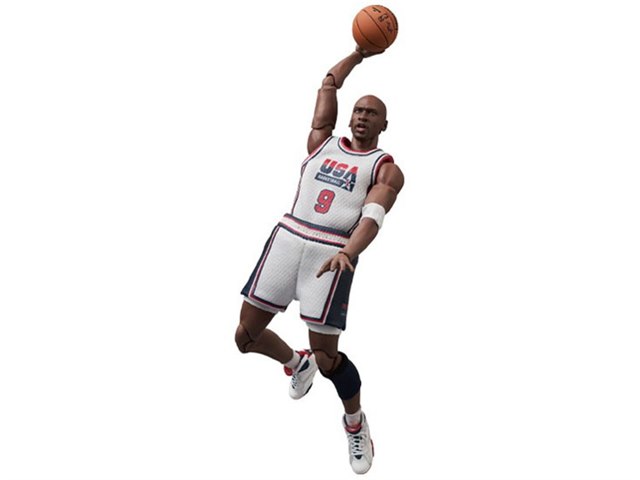 MAFEX Michael Jordan 1992 TEAM USAの製品画像 - 価格.com