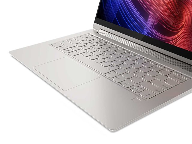 Lenovo Yoga 950i Core i7・16GBメモリー・1TB SSD・14型UHD液晶搭載