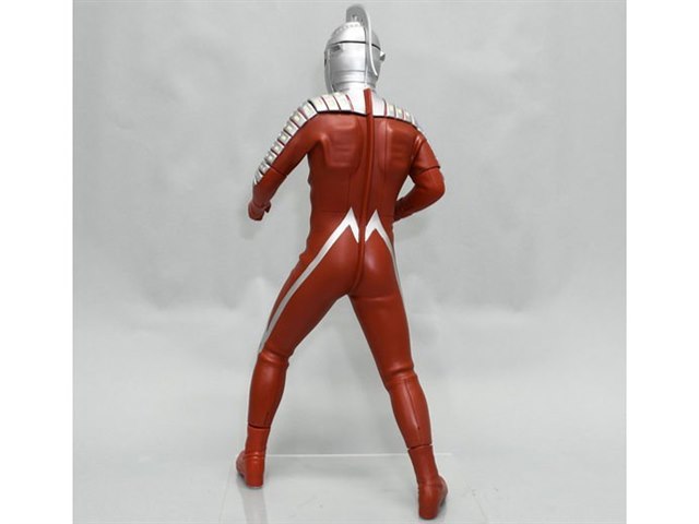ウルトラセブン メガソフビキット 復刻版の製品画像 - 価格.com