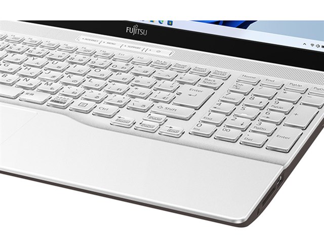 FMV LIFEBOOK AH45/G2 FMVA45G2W [プレミアムホワイト]の製品画像