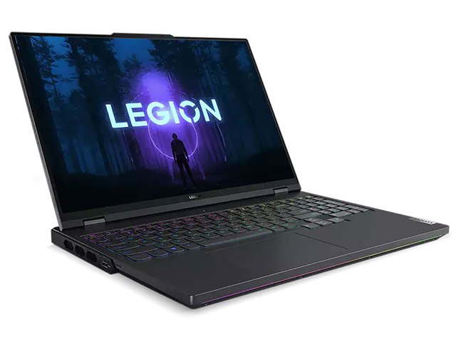 Legion Pro 7i Gen 8 Core i9 13900HX・32GBメモリー・1TB SSD・RTX 