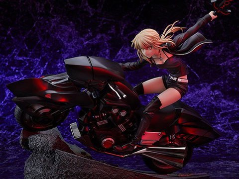 美品 セイバー/アルトリア・ペンドラゴン〔オルタ〕＆キュイラッシェ・ノワール Fate/Grand Order 1/8 セイバー/アルトリア・ペンドラゴン〔オルタ