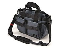 ARTISAN&ARTIST カメラバッグ 本体 2018年春以来、このカメラバッグを使い続けています