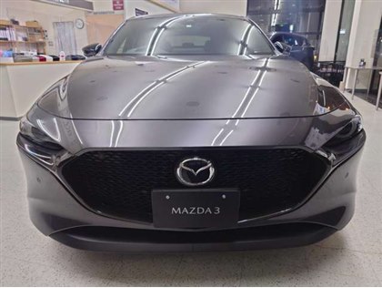 マツダ MAZDA3ファストバック 2.0 X ブラックトーンエディション 4WD 294.0万円 令和3年(2021年) 北海道 中古車 -  価格.com