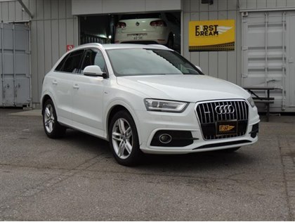 アウディ Q3 2.0 TFSI クワトロ 170PS Sラインパッケージ 4WD 150.0万